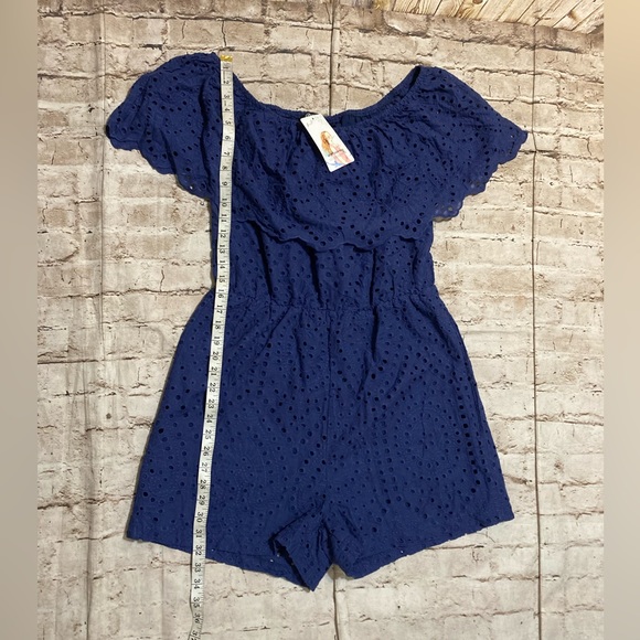 NWT pretty garden navy off shoulder embroidery romper size L. - Picture 6 of 13